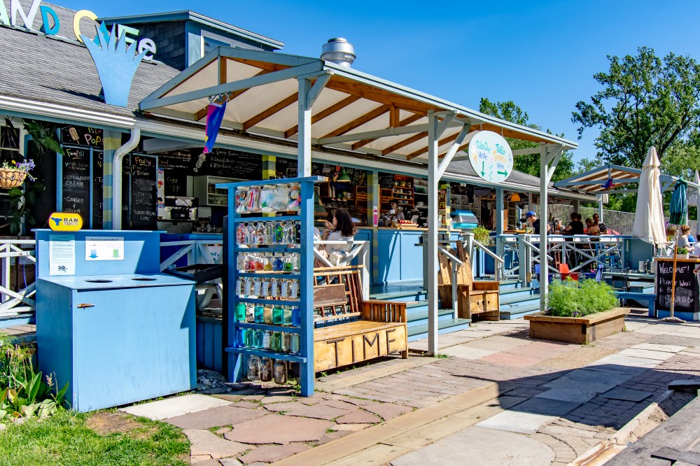 Island Cafe Ice Cream and Bar