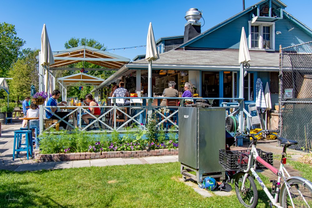 Island Cafe Right Side